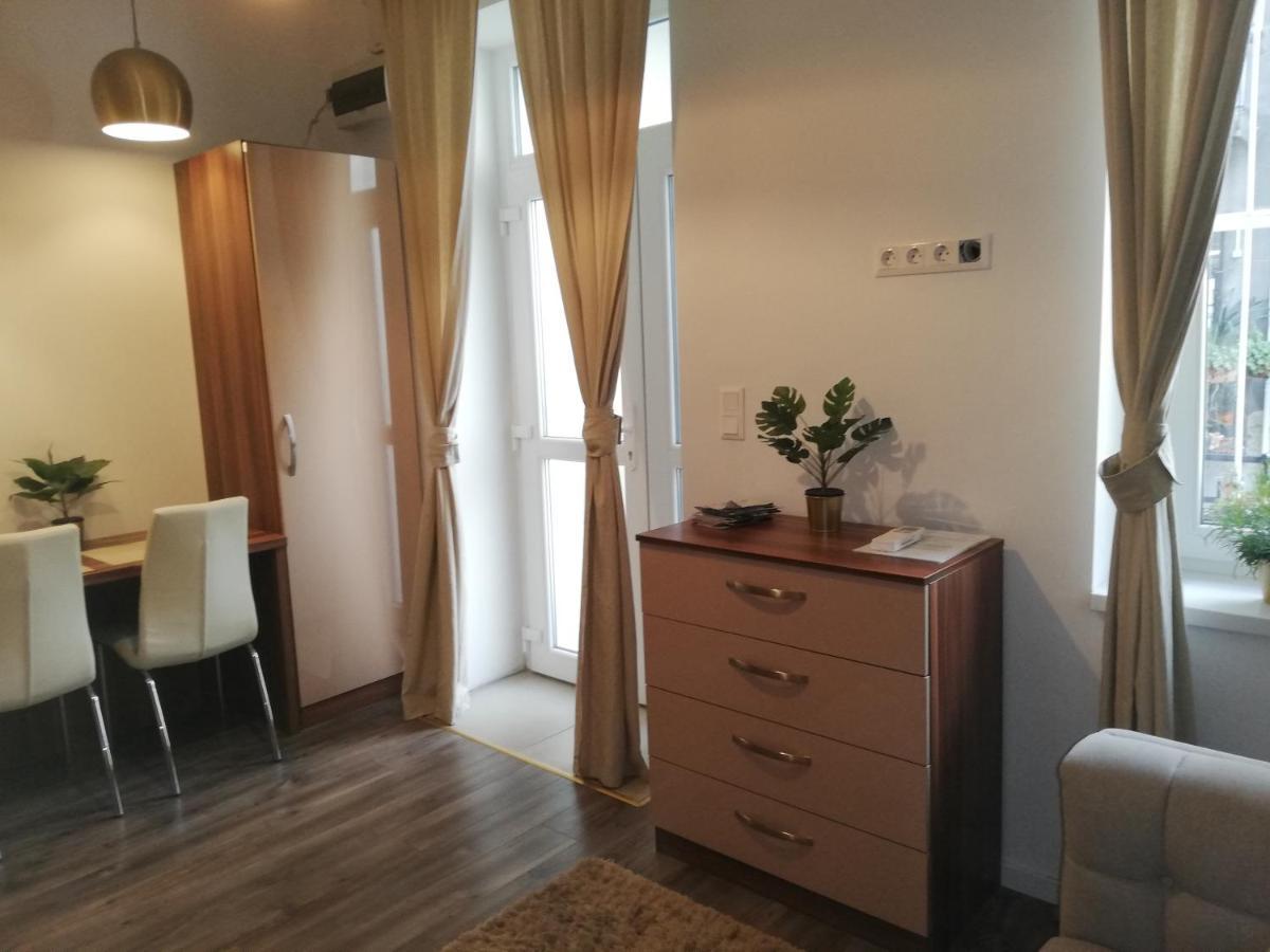 Embassy Studio Apartment Citypark Βουδαπέστη Εξωτερικό φωτογραφία